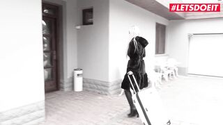 HERLIMIT - LARA ONYX SQUIRTING RUSSIAN BLONDE INSANE ANAL AND SNATCH BANGING