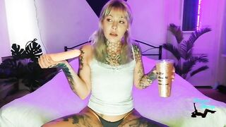 Squirting Sex Toy Review. Amazingly Hot Jizzed.