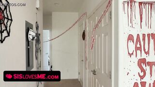 Huge penis Trick Or Treat For Freaky Step Sister