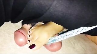 Bombshell oriental mom Strengthening Slaves Nuts