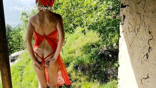 Fitness Onlyfan needs Dick into her Tight Vagina Showing it to a