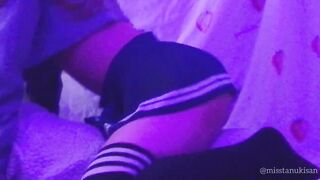 Amateur hot Slim Dark Hair has Multiple Orgasm Rubbing her Snatch on the