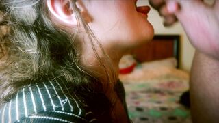 CLOSE UP DEEPLY BJ CUMING ON END