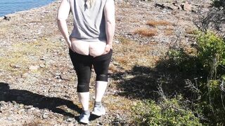 Took a Walk into Lovley Weather, need to Peeing with Super Sexy Veiw