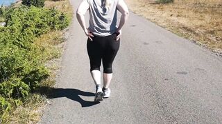 Took a Walk into Lovley Weather, need to Peeing with Super Sexy Veiw