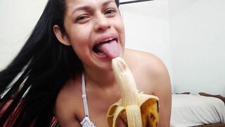 Fucking my Vagina with Bananas Cuz there not Bull into my City