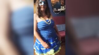 Soak Fiance Twat Gets Naked to Dance BUT THEN...