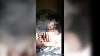 Bombshell Feet Fetish/Creamy Anal Masturbation