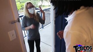 "This is a Medical Building!" Nerdy blonde Karen w/ glasses