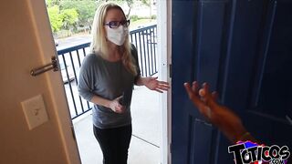 "This is a Medical Building!" Nerdy blonde Karen w/ glasses