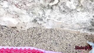 oriental Amateur Outdoors Beach Sex, almost Caught