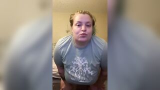 JERK OFF ENCOURAGEMENT- See Adorable BBW Shake Butt
