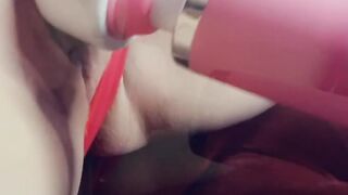 Posing her Cunt with a Sex Toy
