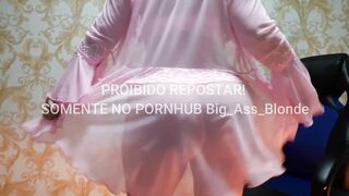 DANÇA SEXUAL DE LANGERIE ROSA