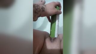 Snatch Stufing:masterbating with a Aorosel can