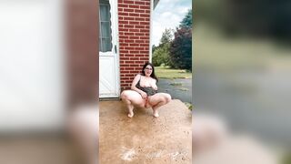 Making it Rain after a Storm with Powerful Piss Fountains