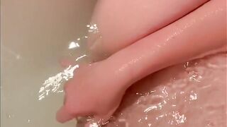 Bath Tub Time with Dreamer