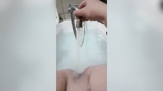Stuffing a Open Shower Hose inside my Cunt