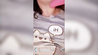 Amateur Masturbates while Texting on SGJ SecretGermanJodel #cubiecutie - Short Story into