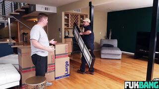 Audrey Bitoni Her Secretly Fucking The Mover Around The House