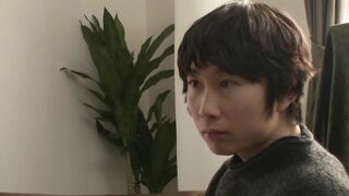 Kokone Mizutani (Rio Fujisaki) Lady-Luck Maid Tatsuya is fascinated by