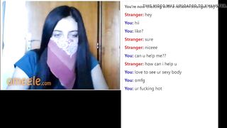 Dark Haired Omegle 18 yo Yo Flashes her Fantastic Hooters