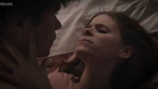 Kate Mara Sex Video in A Teacher S1E6 (2020)
