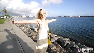 Real 19 yo - beauty Thin Bella Elise Rose Fuck On