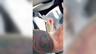 I Blown a Dude under a Red Light at a Traffic Light