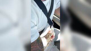 I Blown a Dude under a Red Light at a Traffic Light