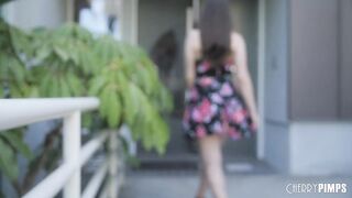 Huge Tit & Long Booty Curvy mom Loves Twat Licking