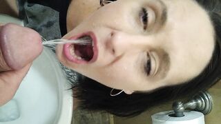 Blowing my Hubby's Penis and Drinking his Piss over the Restroom