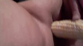 Learning to Butter up my Corn! 1st Time using Corn on Cob, I liked It!