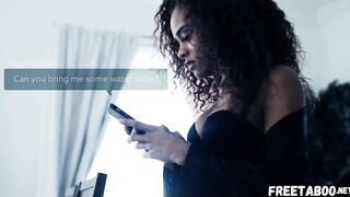Housewife Scarlit Scandal Fucks The Delivery Dude While Hubby Is