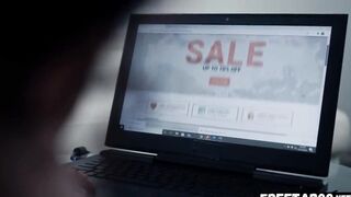 Housewife Scarlit Scandal Fucks The Delivery Dude While Hubby Is