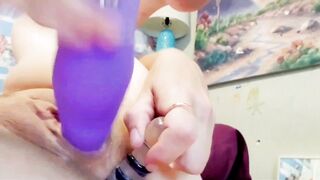 Double Dildo Penetration and Squirt
