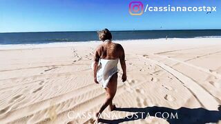 Cassiana Costa attacked a fan and her hubby recorded everything