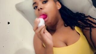 African milf Masturbating