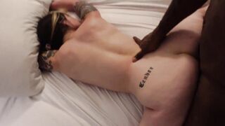 THICK BUTT WHITE SLUTS LOVES LONG AFRICAN DICK