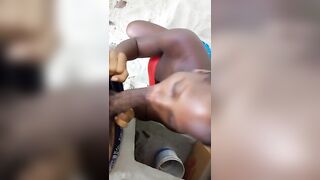 Hostel Trip couldn't Resist Gave Fellatio on the Beach Deep Throat Soak Tongue