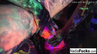 African-light babes Nadia White and Ophelia suck off a colorful