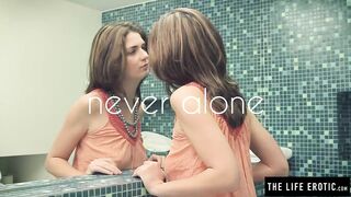 Hot dark hair watches herself into the mirror as she masturbates