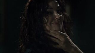 Monica Bellucci Striptease Lesson