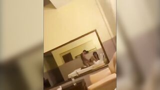 ដាក់មកបង​ ទៀតបងទៀត