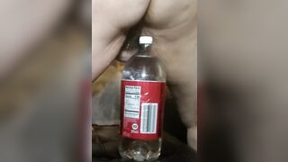 Trying to Screwed a two Liter inside my Soak Bushy Vagina