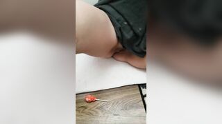 How many Licks does it take to got to the Center of a Lollipop?