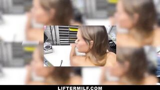 Security Officer Brings Beauty Milf to The Back Room and