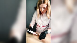 The Client couldn't take it Anymore and CUM Vigorously during the Procedure. with English Subtitles