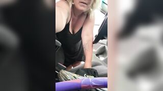 Milkymama Awkwardly Flashes Drivers while Driving Topless