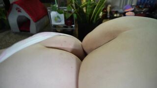 Double Ended Sex Toy with Fat Asses (full Vid on OF)
